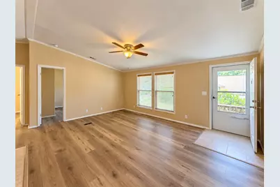 933 Front Street, Columbus, TX 78934 - Photo 6