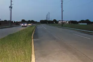 8603 Rustling Lvs Dr, Houston, TX 77083 - Photo 30