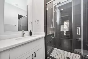 8724 Oak Kolbe Ln, Houston, TX 77080 - Photo 12