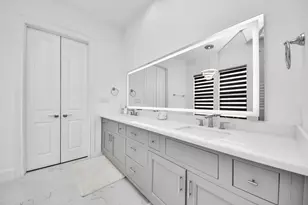 8724 Oak Kolbe Ln, Houston, TX 77080 - Photo 36