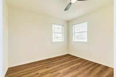 159 Oak Drive, Lake Jackson, TX 77566 - Photo 12