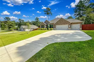 117 Jim Hall Ln, New Waverly, TX 77358 - Photo 2