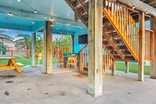 836 Eastview, Crystal Beach, TX 77650 - Photo 6
