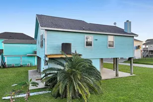 836 Eastview, Crystal Beach, TX 77650 - Photo 38