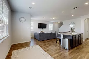 966 Harper Ln, Bryan, TX 77803 - Photo 8