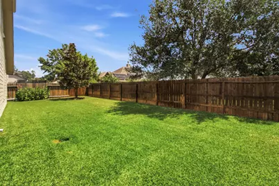 24422 Myrtle Creek Falls, Tomball, TX 77375 - Photo 32