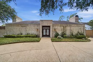 10103 Briar Forest Dr, Houston, TX 77042 - Photo 2