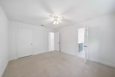 10103 Briar Forest Drive, Houston, TX 77042 - Photo 32