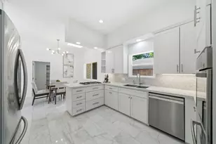 10103 Briar Forest Dr, Houston, TX 77042 - Photo 8