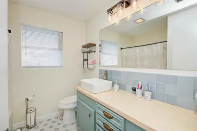 16510 Blackbeard Road, Jamaica Beach, TX 77554 - Photo 28