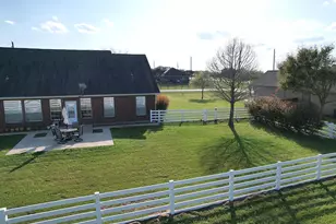 2862 Dee's Cir, Sealy, TX 77474 - Photo 30