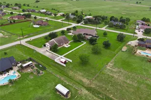 2862 Dee's Cir, Sealy, TX 77474 - Photo 42