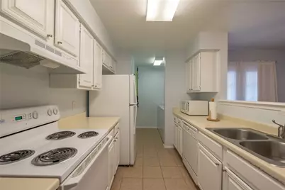 2800 Longmire Drive #9, College Station, TX 77845 - Photo 8