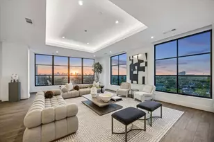 2323 San Felipe St, Houston, TX 77019 - Photo 4