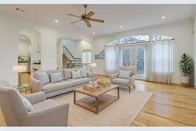 1412 Castle Court #A, Houston, TX 77006 - Photo 6