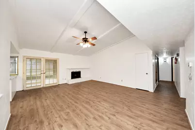 2223 Fairgreen Drive, Missouri City, TX 77489 - Photo 10