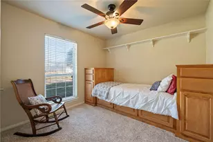 412 Narcissus St, Lake Jackson, TX 77566 - Photo 22