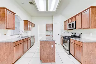 25910 Oakridge Forest Ln, Spring, TX 77386 - Photo 16