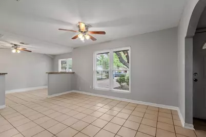 1935 Barnsley Lane, Houston, TX 77088 - Photo 10