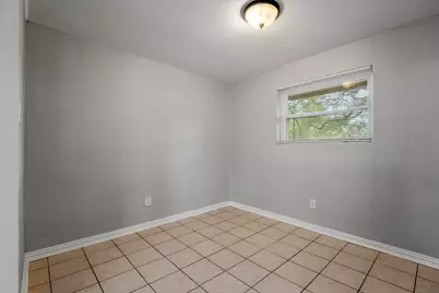 1935 Barnsley Lane, Houston, TX 77088 - Photo 20