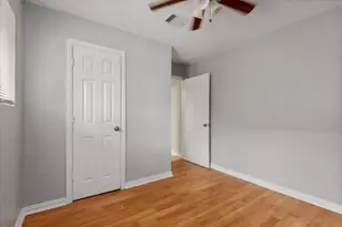 1935 Barnsley Ln, Houston, TX 77088 - Photo 26