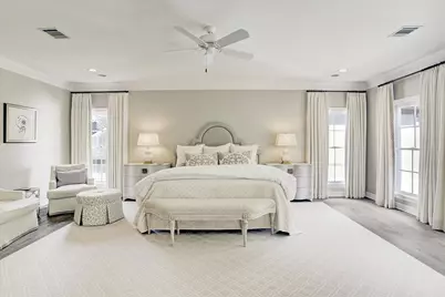 325 Park Laureate Drive, Houston, TX 77024 - Photo 18