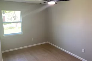 2627 32nd Ave N, Texas City, TX 77590 - Photo 8