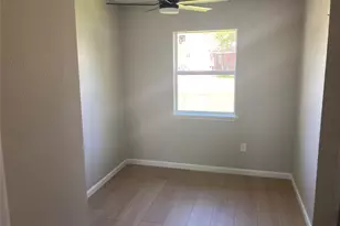 2627 32nd Ave N, Texas City, TX 77590 - Photo 10