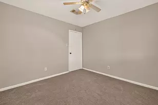 6423 Crakston St, Houston, TX 77084 - Photo 18