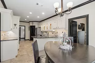 4610 Lake Village Dr, Fulshear, TX 77441 - Photo 18