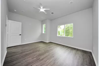 303 S Utah Street, La Porte, TX 77571 - Photo 32