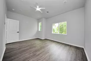 303 S Utah St, La Porte, TX 77571 - Photo 32