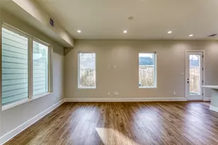 833 Dorchester St, Houston, TX 77022 - Photo 4