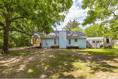 311 E Linn St, Huntington, TX 75949 - Photo 24
