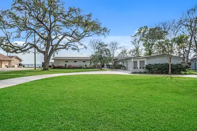 138 N Burnett Drive, Baytown, TX 77520 - Photo 28
