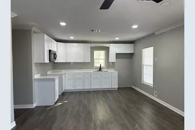 1122 Cypress Street, Baytown, TX 77520 - Photo 12