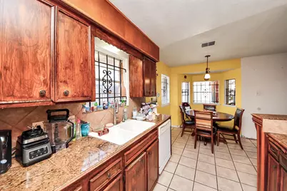 5315 Fairgreen Lane, Houston, TX 77048 - Photo 18