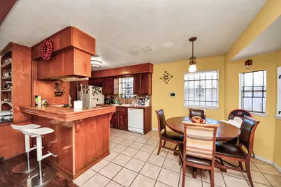 5315 Fairgreen Lane, Houston, TX 77048 - Photo 8