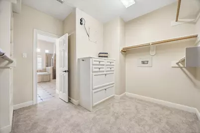 6210 Sutherland Square, Houston, TX 77081 - Photo 16