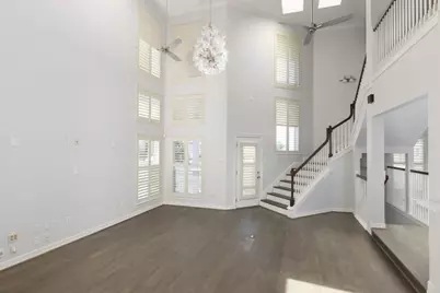 13 Half Moon, Hitchcock, TX 77563 - Photo 6