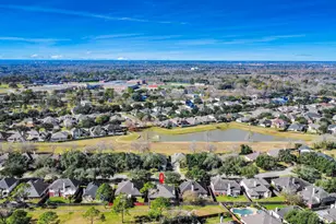 156 Greenridge Cir, League City, TX 77573 - Photo 28