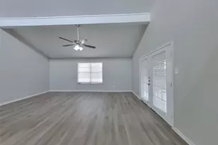 16307 Bird Dog Dr, Houston, TX 77489 - Photo 2