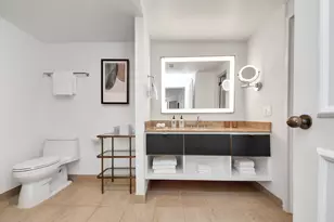 1300 Lamar St, Houston, TX 77010 - Photo 40