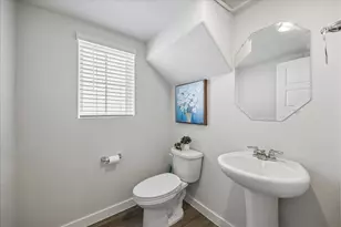 8409 Arden valley Ln, Houston, TX 77063 - Photo 16