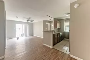 2404 Sycamore Ave, Huntsville, TX 77340 - Photo 4