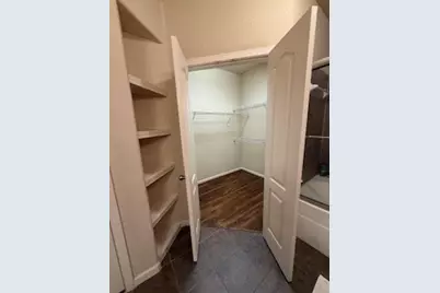 1711 Old Spanish Trail #204, Houston, TX 77054 - Photo 10