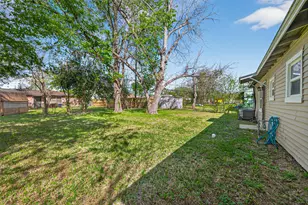 8126 Marcy Dr, Houston, TX 77033 - Photo 42