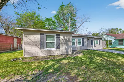 8126 Marcy Drive, Houston, TX 77033 - Photo 4