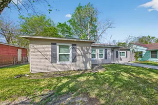 8126 Marcy Dr, Houston, TX 77033 - Photo 4