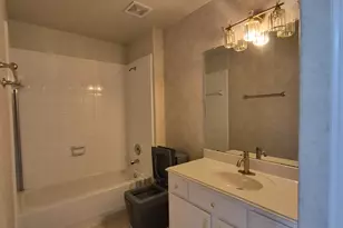 1746 Lakeside Enclave Dr, Houston, TX 77077 - Photo 30